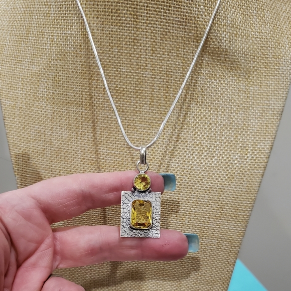 Beautiful Handmade Citrine Gemstone 925 Pendant Silver Necklace - Picture 5 of 9